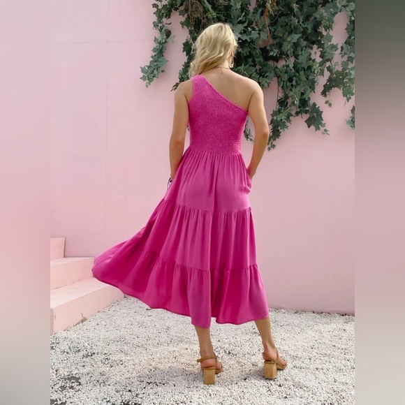 Summer Affair Midi One Shoulder Dress - Picture 3 of 4